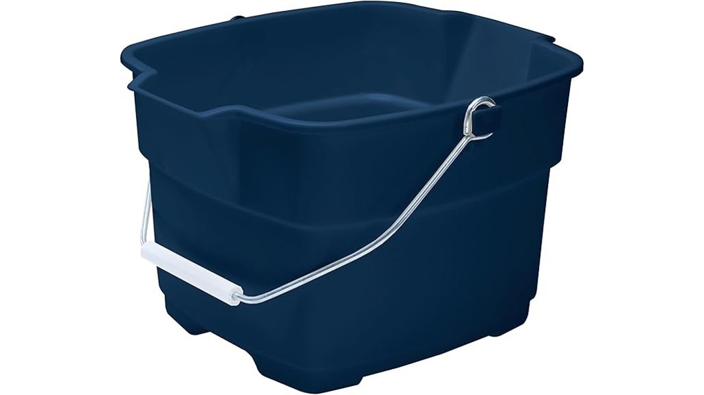 square 15 quart rubbermaid bucket