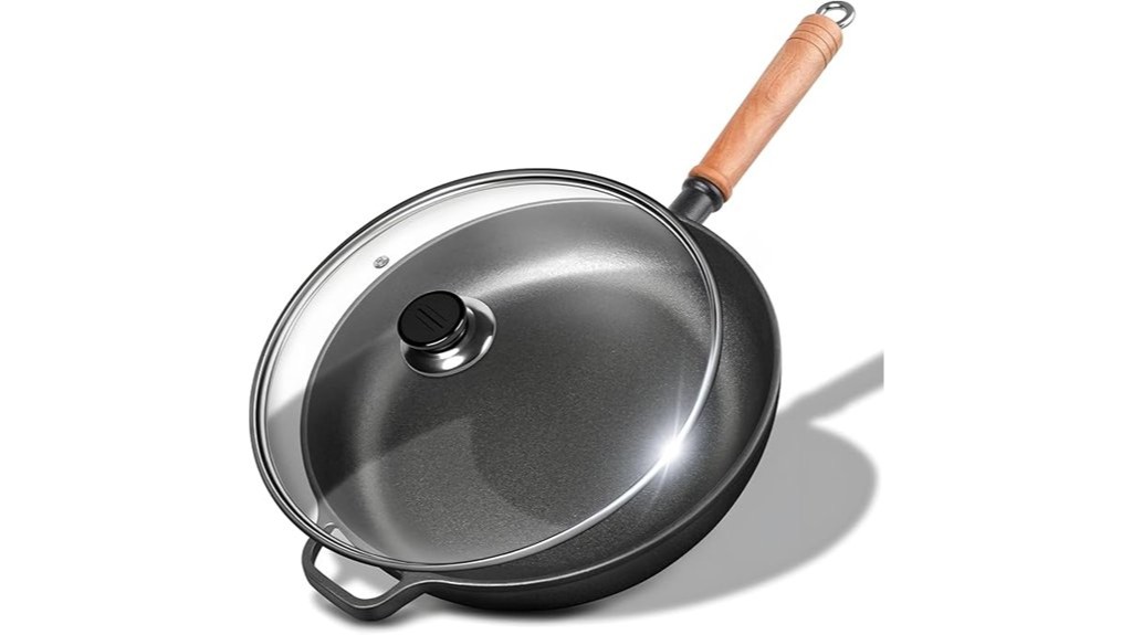 cast iron skillet with lid