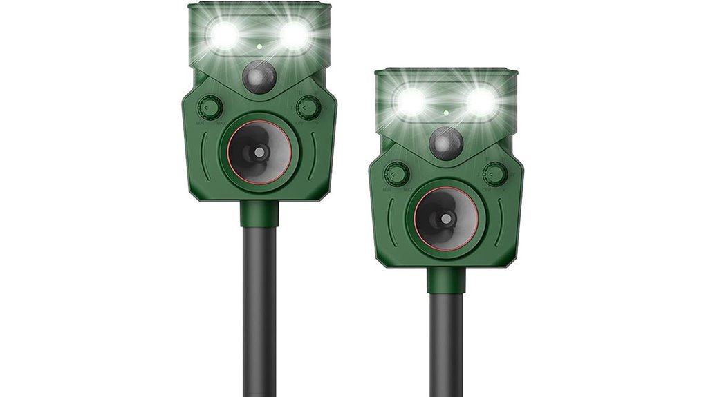 dual solar ultrasonic repeller