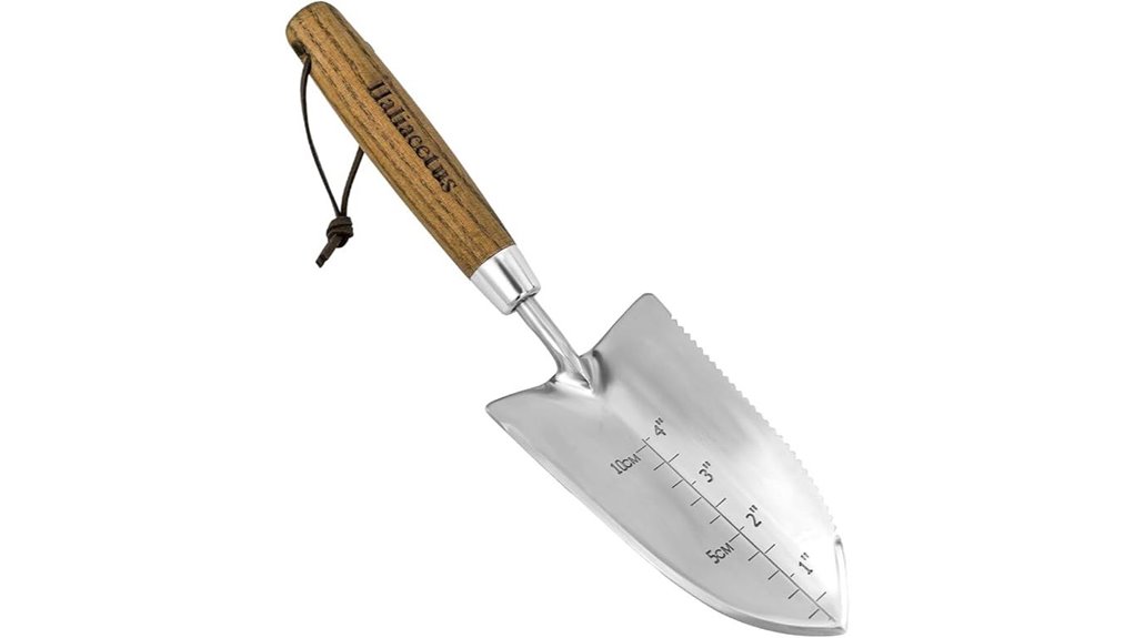 haliaeetus serrated garden trowel